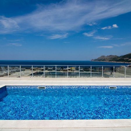 Sea Star Apartment Dobra Voda Εξωτερικό φωτογραφία