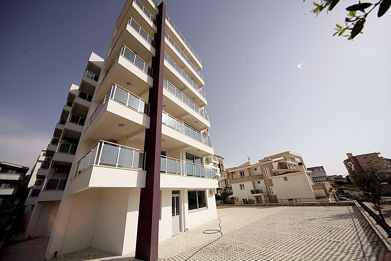 Sea Star Apartment Dobra Voda Εξωτερικό φωτογραφία