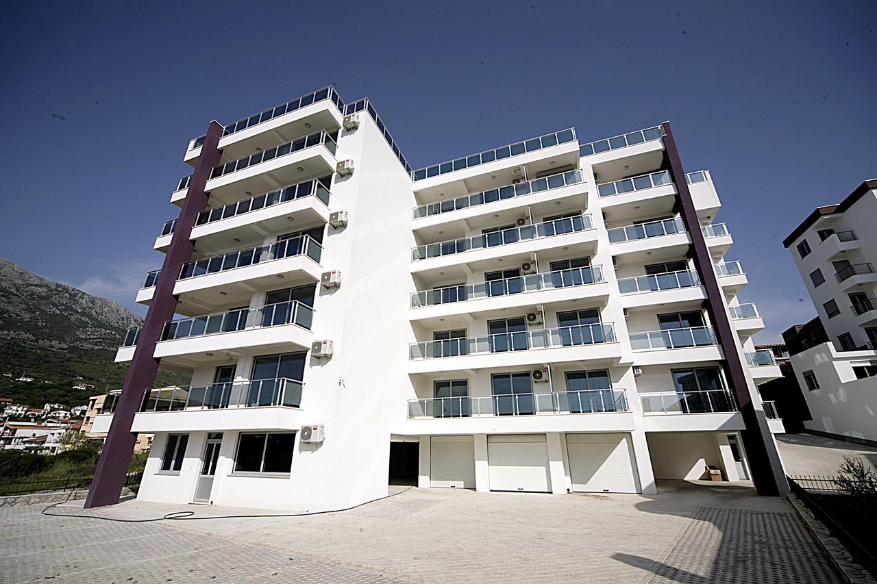 Sea Star Apartment Dobra Voda Εξωτερικό φωτογραφία