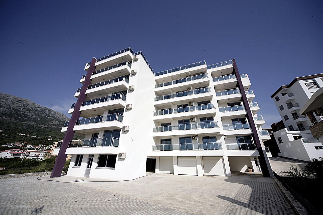 Sea Star Apartment Dobra Voda Εξωτερικό φωτογραφία