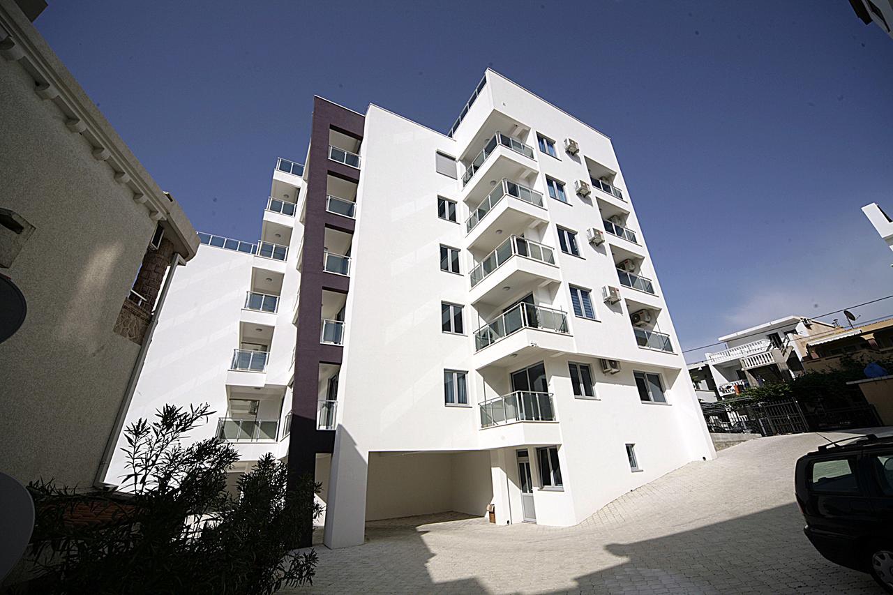 Sea Star Apartment Dobra Voda Εξωτερικό φωτογραφία